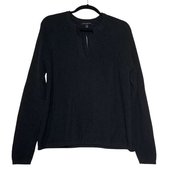 Banana Republic Split V-Neck Knit Sweater Black Size Medium NWT Knit - Picture 1 of 9